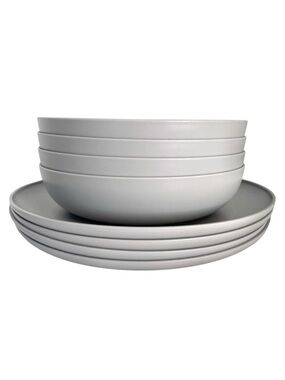 8 Piece Gray Plastic Set 4 Plates, 4 Bowls